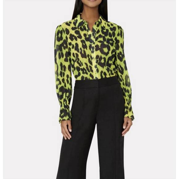 NEW MILLY lacey cheetah print blouse in lime green - Picture 2 of 2